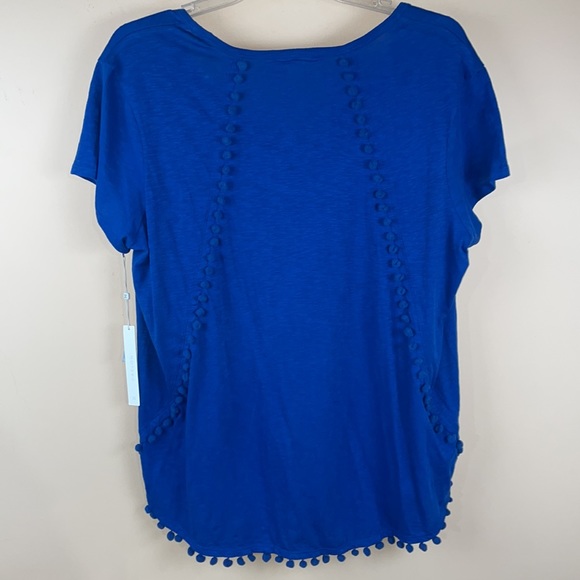 NWT Caslon blue scoop neck blouse w/ bottom detailing - Picture 5 of 5